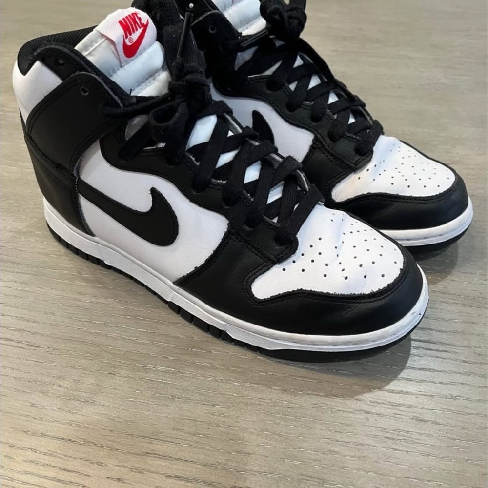 Nike High Dunk Women's Sneakers Black and White